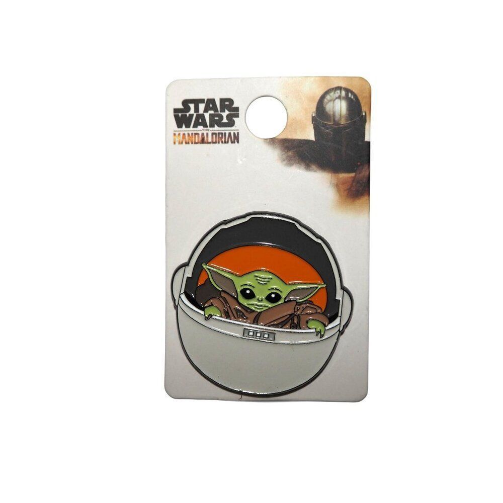 Star Wars: The Mandalorian Grogu‎ (AKA: Baby Yoda/ The Child) Pod Lapel Pin